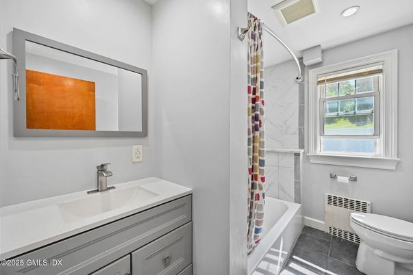 Bathroom, Interior, Marble Walls, Recessed Lighting