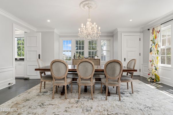 Chandelier, Dining room, Interior, Recessed Lighting, Wood Texture Flooring