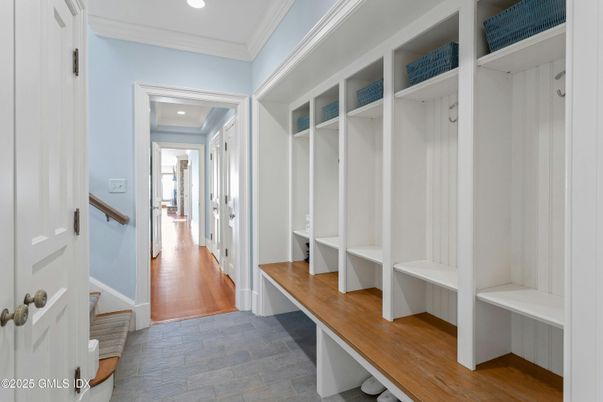Interior, Recessed Lighting, Walk-in Closets, Wood Texture Flooring