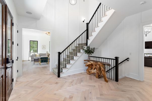 Interior, Pendant Lights, Wood Texture Flooring