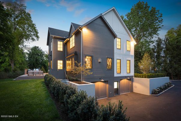Backyard, Exterior, Facade, Farmhouse