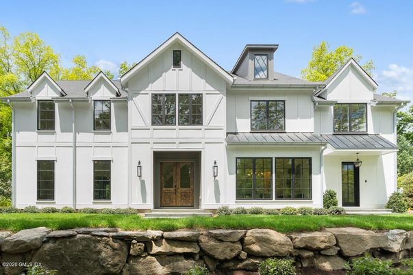 Exterior, Facade, Farmhouse