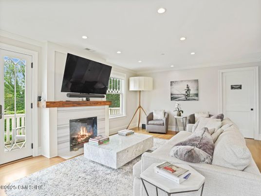 Fireplace, Interior, Living room, Recessed Lighting, Wood Texture Flooring