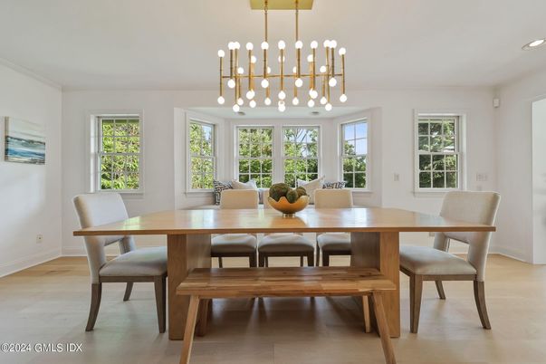 Dining room, Interior, Pendant Lights, Recessed Lighting
