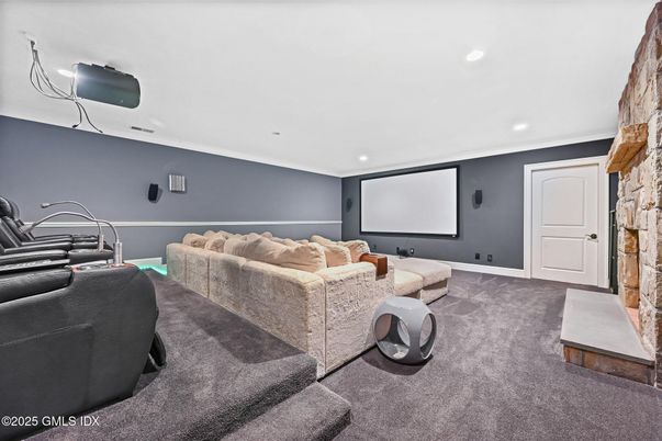 Interior, Projection Screen, Recessed Lighting, Theatre Room