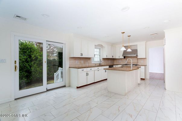Interior, Kitchen, Marble, Pendant Lights, Recessed Lighting