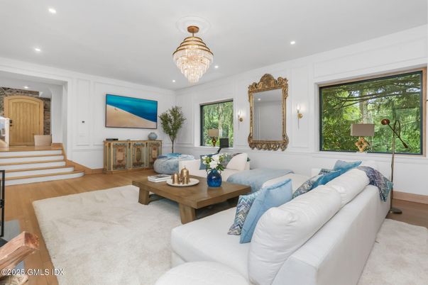 Chandelier, Interior, Living room, Recessed Lighting, Wood Texture Flooring