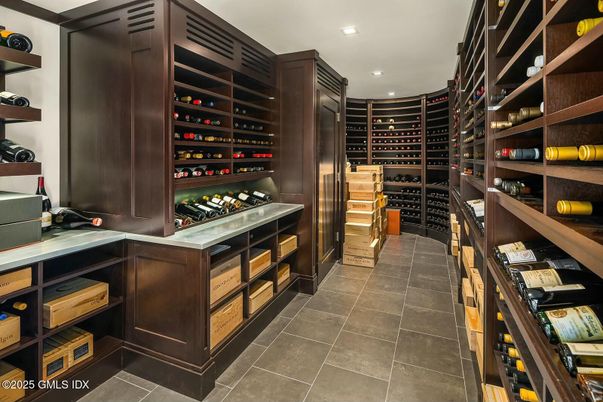 Interior, Recessed Lighting, Wine Storage