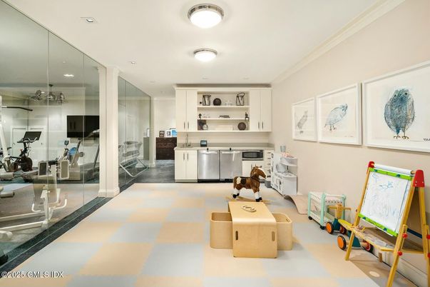 Fitness Equipment, Interior, Recessed Lighting