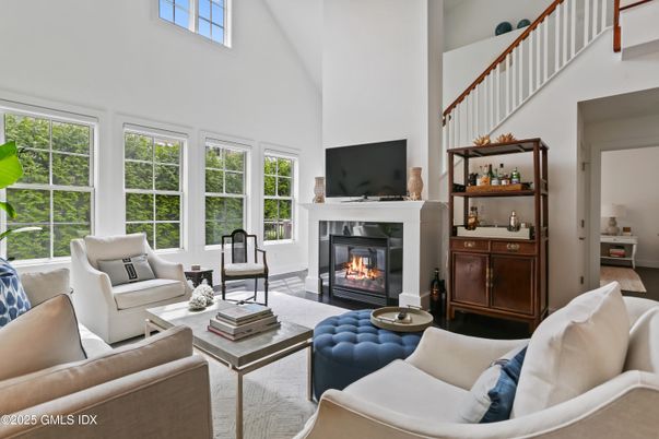 Fireplace, Interior, Living room