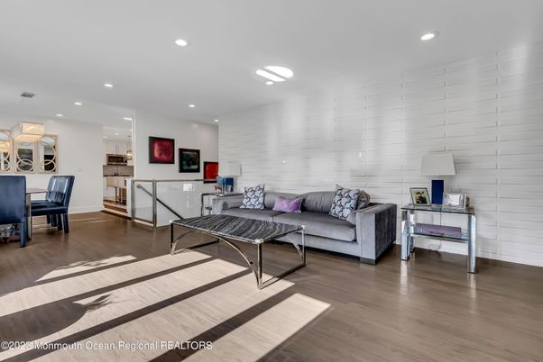 Chandelier, Dining room, Interior, Living room, Recessed Lighting, Wood Texture Flooring
