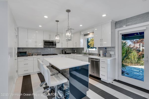 Interior, Kitchen, Pendant Lights, Recessed Lighting