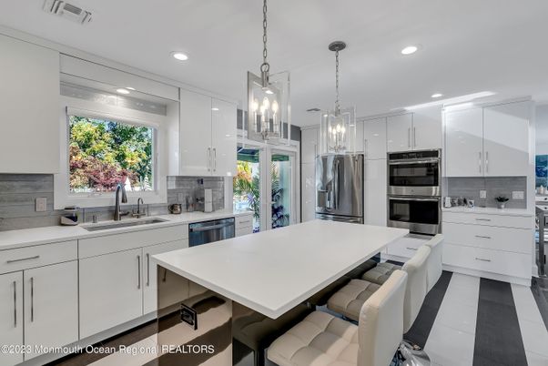 Interior, Kitchen, Pendant Lights, Recessed Lighting, Stainless Steel Appliances