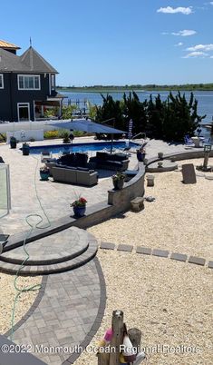 Exterior, Water