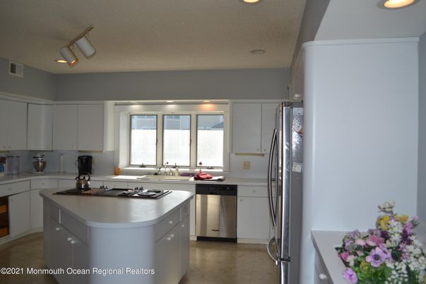Interior, Kitchen, Recessed Lighting