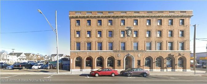 Exterior, Facade, Chicago School
