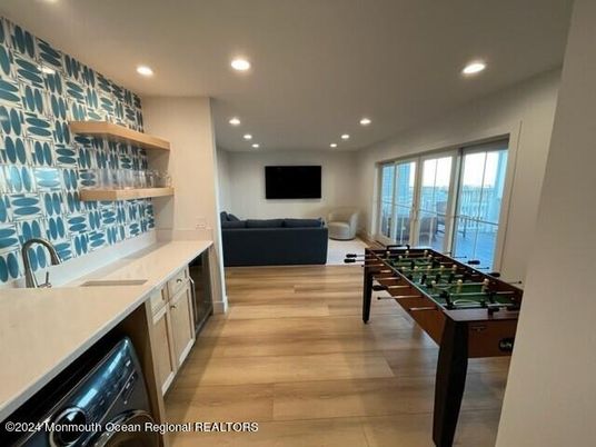Game Room, Interior, Living room, Recessed Lighting, Wood Texture Flooring