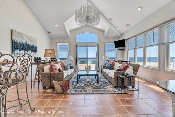 Interior, Living room, Recessed Lighting, Water