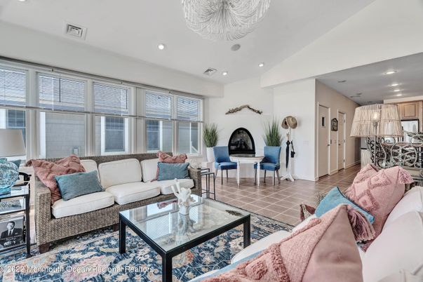 Interior, Kitchen, Living room, Recessed Lighting