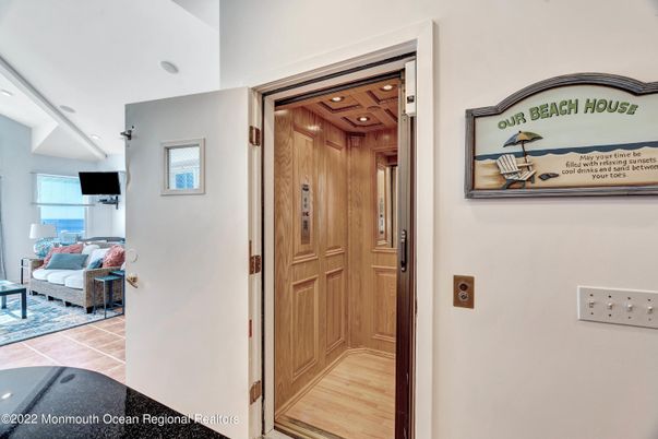 Bedroom, Elevator, Interior, Recessed Lighting, Wooden Ceilings, Wood Texture Flooring, Wooden Walls