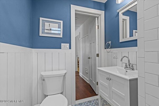 Bathroom, Interior, Wood Texture Flooring