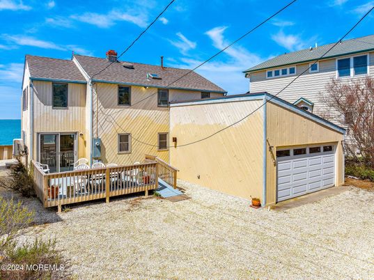 Detached Garage, Exterior, Water