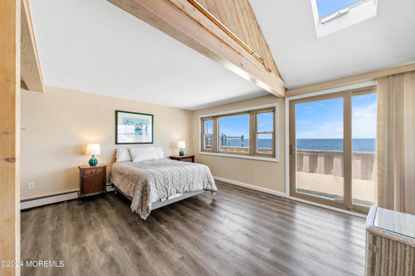 Bedroom, Interior, Water, Wood Texture Flooring