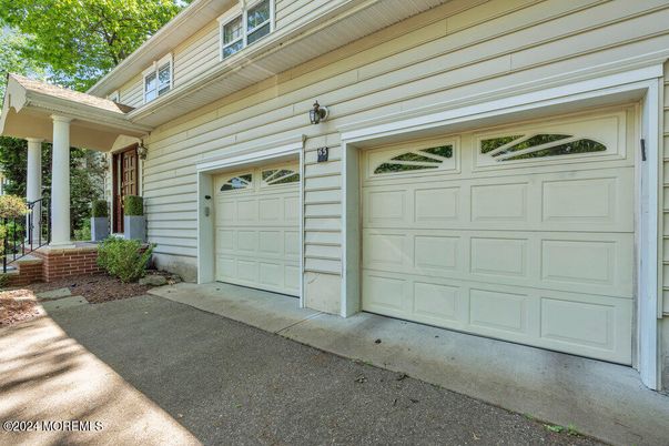 Detached Garage, Exterior