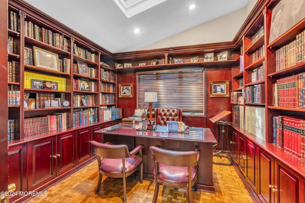 Home Office, Interior, Recessed Lighting, Wood Texture Flooring