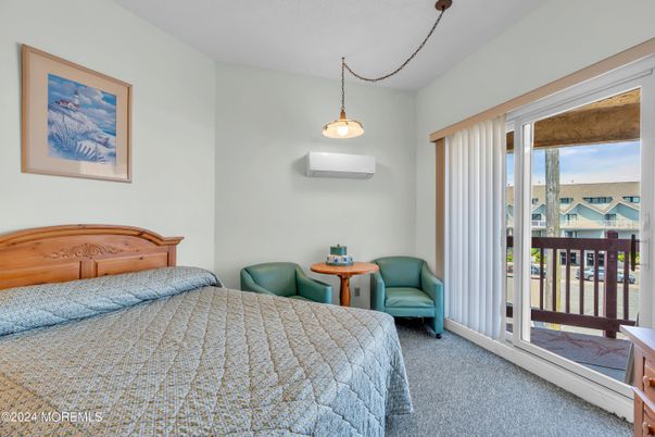 Bedroom, Interior, Pendant Lights
