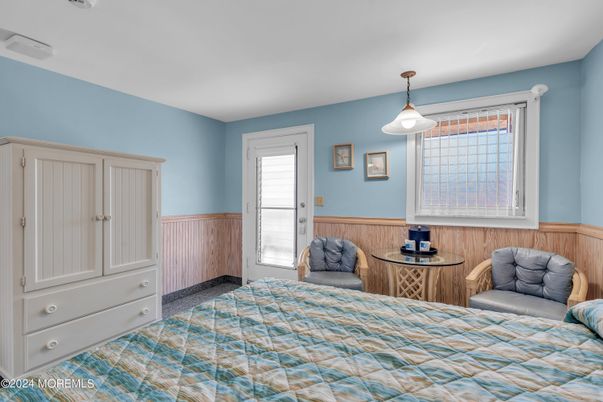 Bedroom, Interior, Pendant Lights