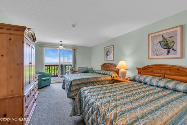 Bedroom, Interior, Pendant Lights