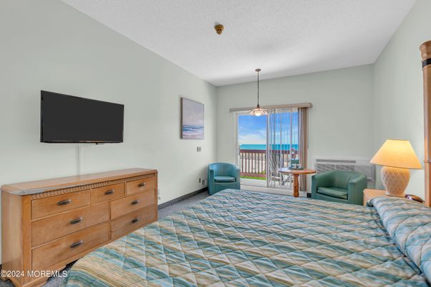 Bedroom, Interior, Pendant Lights