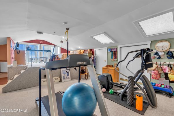 Fitness Equipment, Interior, Recessed Lighting