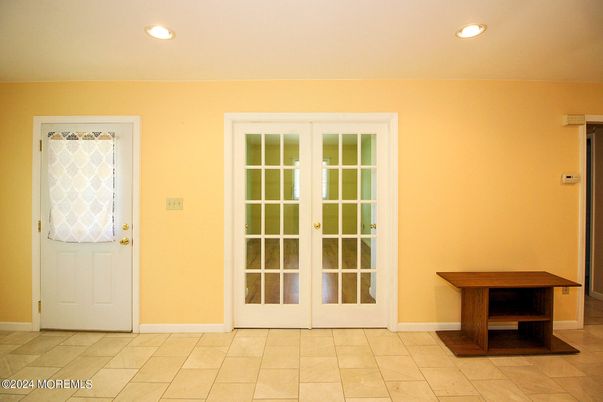 Interior, Recessed Lighting