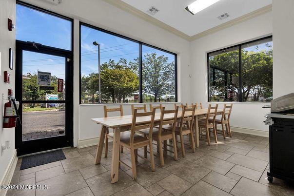Dining room, Interior
