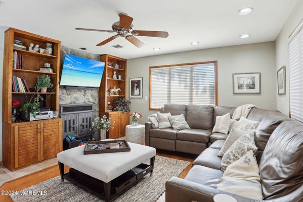 Fireplace, Interior, Living room, Recessed Lighting, Wood Texture Flooring