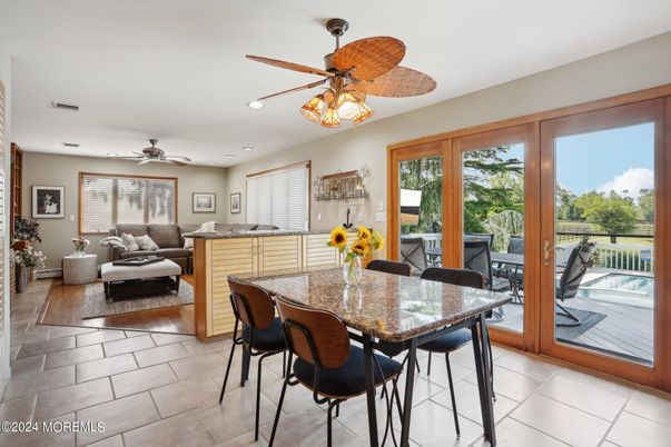 Dining room, Interior, Living room, Recessed Lighting