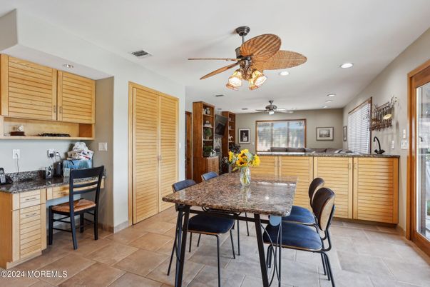 Dining room, Interior, Recessed Lighting