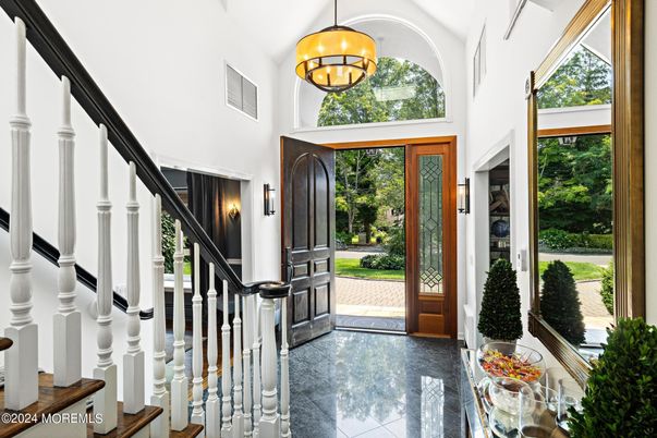Chandelier, Interior, Pendant Lights