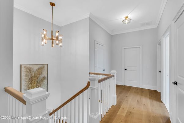 Interior, Pendant Lights, Wood Texture Flooring