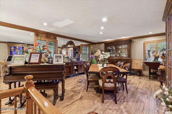 Dining room, Interior, Piano, Recessed Lighting, Wood Texture Flooring