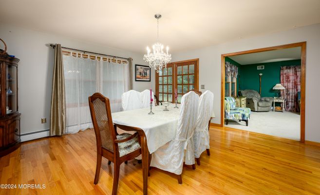 Chandelier, Dining room, Interior, Wood Texture Flooring
