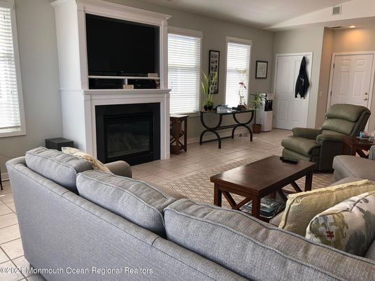 Fireplace, Interior, Living room