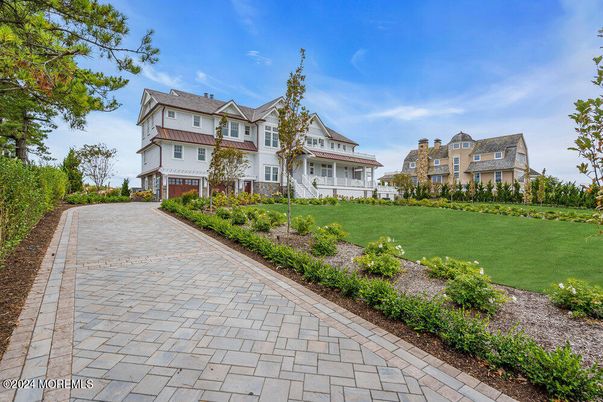 Attached, Backyard, Exterior, Facade, French Provincial