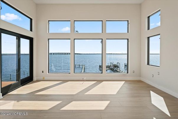 Empty room, Interior, Water, Wood Texture Flooring
