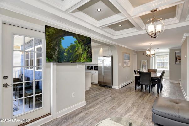 Chandelier, Dining room, Interior, Kitchen, Pendant Lights, Recessed Lighting
