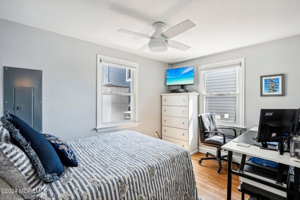 Bedroom, Home Office, Interior, Wood Texture Flooring