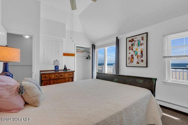 Bedroom, Interior, Water