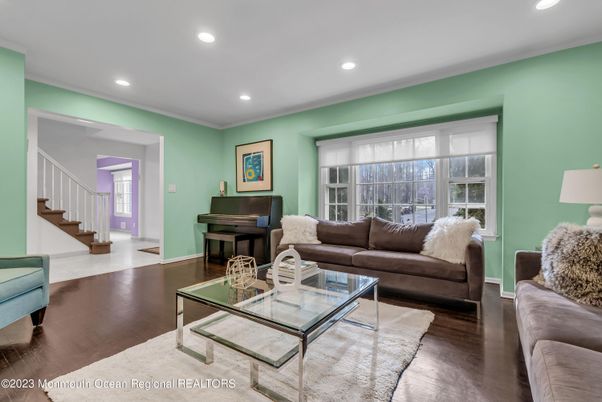 Interior, Living room, Piano, Recessed Lighting, Wood Texture Flooring